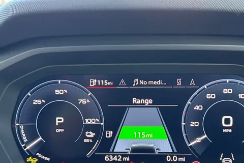 KR25ZJV Audi Q4 e-tron Q4 Sport 40 e-tron 150,00 kW Thumbnail #31