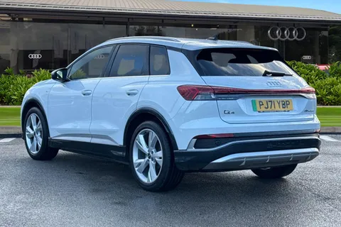 PJ71YBP Audi Q4 e-tron Q4 S line 35 e-tron 125,00 kW Thumbnail #3