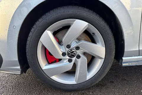 KY75RVT Volkswagen Golf 1.5 TSI 272 GTE eHybrid 5dr DSG⭐Head up Display, panoramic sunroof⭐ Thumbnail #13