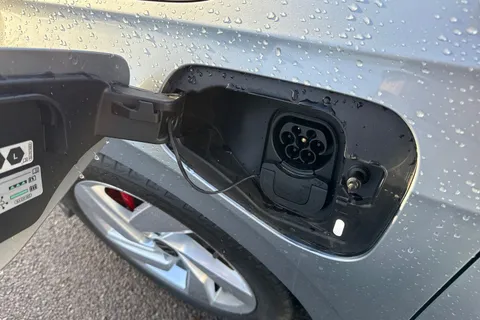 KY75RVT Volkswagen Golf 1.5 TSI 272 GTE eHybrid 5dr DSG⭐Head up Display, panoramic sunroof⭐ Thumbnail #35