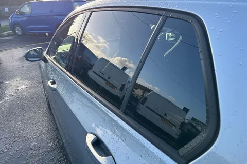 KY75RVT Volkswagen Golf 1.5 TSI 272 GTE eHybrid 5dr DSG⭐Head up Display, panoramic sunroof⭐ Thumbnail #36