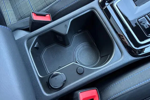 KY75RVT Volkswagen Golf 1.5 TSI 272 GTE eHybrid 5dr DSG⭐Head up Display, panoramic sunroof⭐ Thumbnail #44