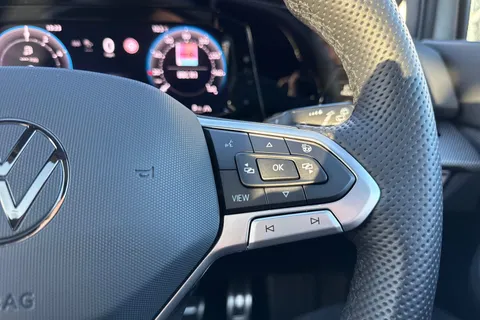 KY75RVT Volkswagen Golf 1.5 TSI 272 GTE eHybrid 5dr DSG⭐Head up Display, panoramic sunroof⭐ Thumbnail #48