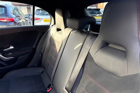 YP20VNA Mercedes-Benz A Class 1.3 A180 AMG Line (Executive) 7G-DCT Euro 6 (s/s) 5dr Thumbnail #15