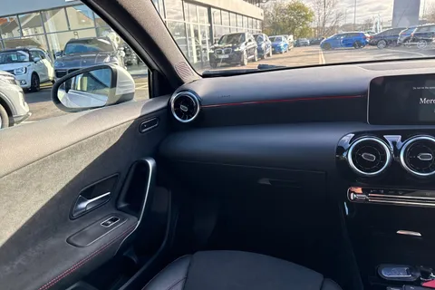 YP20VNA Mercedes-Benz A Class 1.3 A180 AMG Line (Executive) 7G-DCT Euro 6 (s/s) 5dr Thumbnail #16