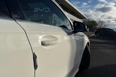 YP20VNA Mercedes-Benz A Class 1.3 A180 AMG Line (Executive) 7G-DCT Euro 6 (s/s) 5dr Thumbnail #46