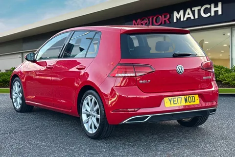 YE17WOD Volkswagen Golf 2.0 TDI BlueMotion Tech GT Euro 6 (s/s) 5dr Thumbnail #3