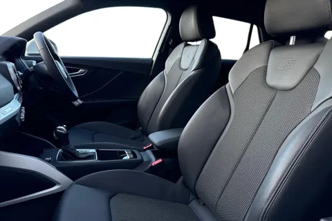 NU74JZT Audi Q2 S line 35 TFSI 150 PS S tronic Thumbnail #11