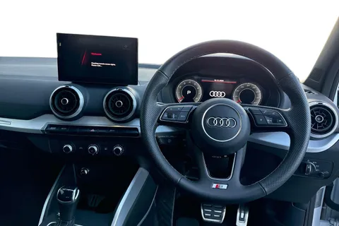 NU74JZT Audi Q2 S line 35 TFSI 150 PS S tronic Thumbnail #13