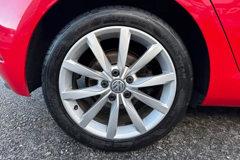 YE17WOD Volkswagen Golf 2.0 TDI BlueMotion Tech GT Euro 6 (s/s) 5dr Thumbnail #12