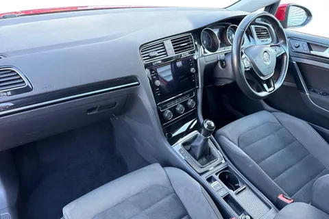 YE17WOD Volkswagen Golf 2.0 TDI BlueMotion Tech GT Euro 6 (s/s) 5dr Thumbnail #15