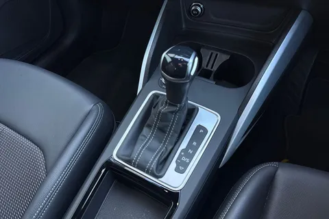 NU74JZT Audi Q2 S line 35 TFSI 150 PS S tronic Thumbnail #20