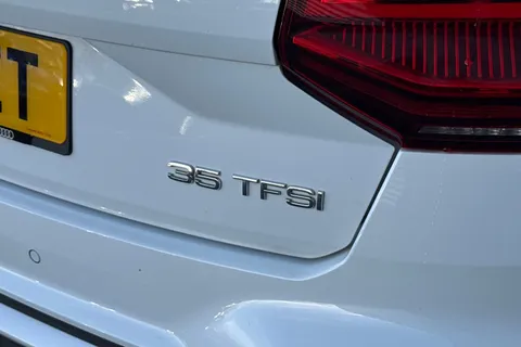 NU74JZT Audi Q2 S line 35 TFSI 150 PS S tronic Thumbnail #28