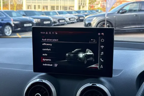 NU74JZT Audi Q2 S line 35 TFSI 150 PS S tronic Thumbnail #31