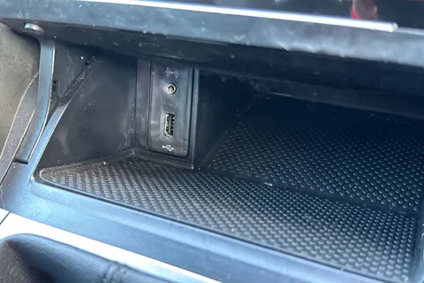 YE17WOD Volkswagen Golf 2.0 TDI BlueMotion Tech GT Euro 6 (s/s) 5dr Thumbnail #41