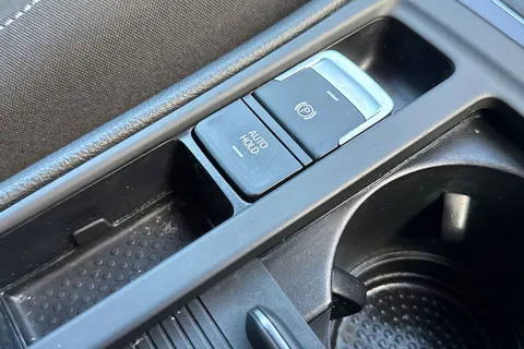 YE17WOD Volkswagen Golf 2.0 TDI BlueMotion Tech GT Euro 6 (s/s) 5dr Thumbnail #42