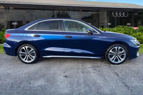 KR25DGU Audi A3 S line 35 TFSI 150 PS S tronic Thumbnail #4