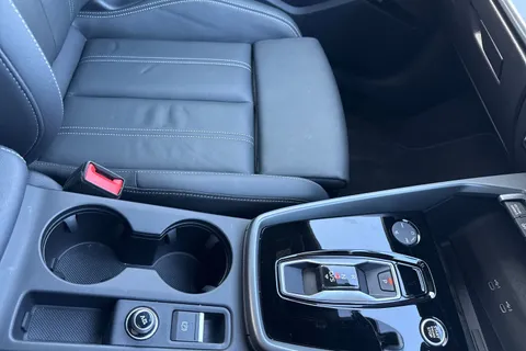 KR25DGU Audi A3 S line 35 TFSI 150 PS S tronic Thumbnail #21