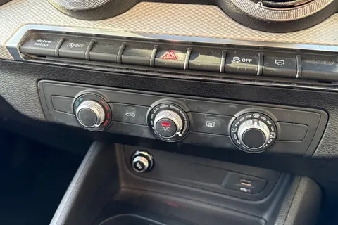 PJ71JCY Audi Q2 1.0 TFSI 30 Sport Euro 6 (s/s) 5dr Thumbnail #23