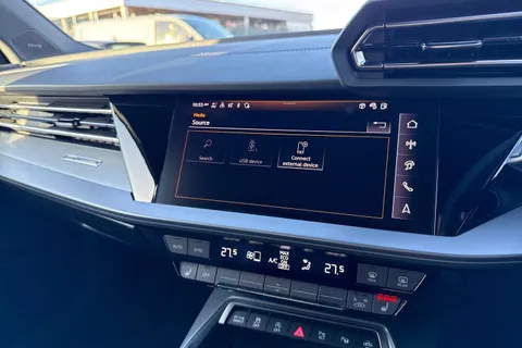 KR25DGU Audi A3 S line 35 TFSI 150 PS S tronic Thumbnail #35