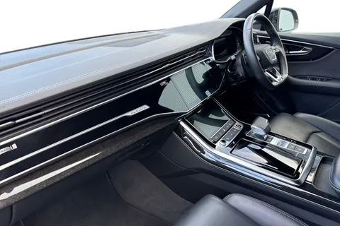 EY72ZXC Audi Q7 Black Edition 50 TDI quattro 286 PS tiptronic Thumbnail #9