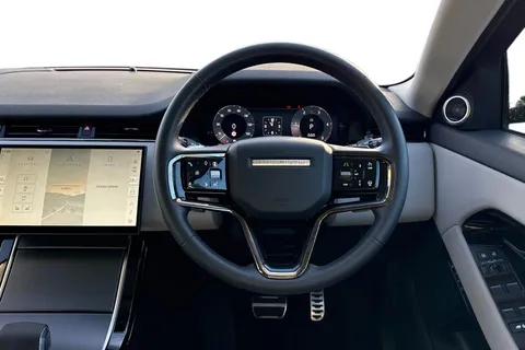 KN74TYG Land Rover Range Rover Evoque 2.0 D200 Dynamic SE 5dr Thumbnail #17