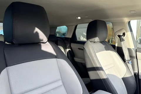 KN74TYG Land Rover Range Rover Evoque 2.0 D200 Dynamic SE 5dr Thumbnail #23