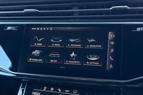 EY72ZXC Audi Q7 Black Edition 50 TDI quattro 286 PS tiptronic Thumbnail #30