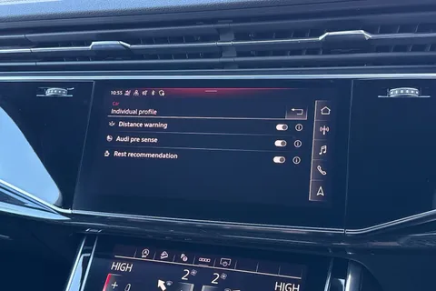 EY72ZXC Audi Q7 Black Edition 50 TDI quattro 286 PS tiptronic Thumbnail #35