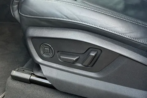 EY72ZXC Audi Q7 Black Edition 50 TDI quattro 286 PS tiptronic Thumbnail #45