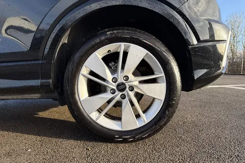 GJ74FDN Audi Q2 S line 35 TFSI 150 PS S tronic Thumbnail #13