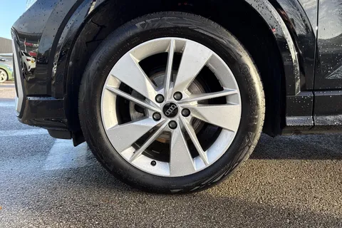 GJ74FDN Audi Q2 S line 35 TFSI 150 PS S tronic Thumbnail #14