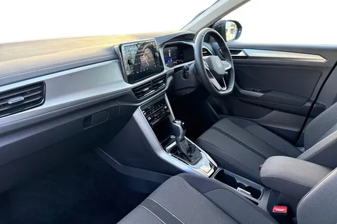 AP25JWK Volkswagen T-Roc 1.5 TSI Match 5dr DSG | Rear Camera | App Connect Thumbnail #14