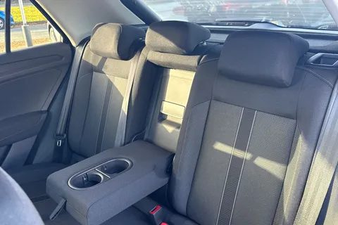 AP25JWK Volkswagen T-Roc 1.5 TSI Match 5dr DSG | Rear Camera | App Connect Thumbnail #18