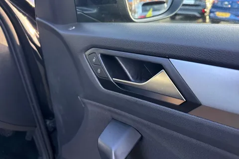 AP25JWK Volkswagen T-Roc 1.5 TSI Match 5dr DSG | Rear Camera | App Connect Thumbnail #20