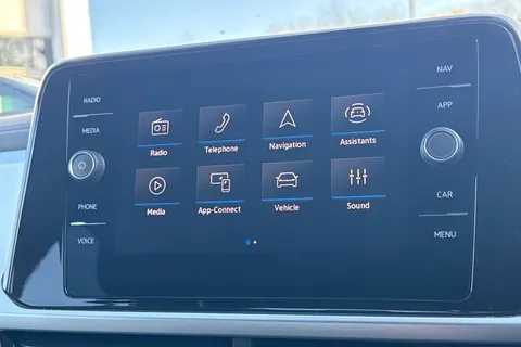 AP25JWK Volkswagen T-Roc 1.5 TSI Match 5dr DSG | Rear Camera | App Connect Thumbnail #26