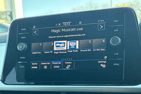 AP25JWK Volkswagen T-Roc 1.5 TSI Match 5dr DSG | Rear Camera | App Connect Thumbnail #27