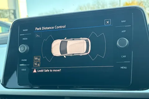 AP25JWK Volkswagen T-Roc 1.5 TSI Match 5dr DSG | Rear Camera | App Connect Thumbnail #30