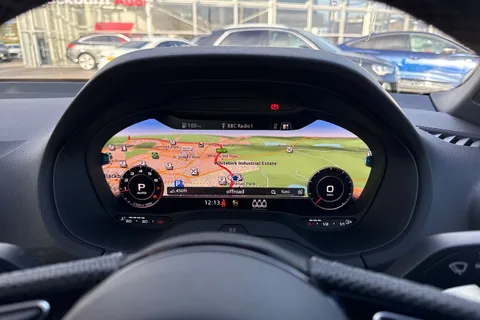 GJ74FDN Audi Q2 S line 35 TFSI 150 PS S tronic Thumbnail #37