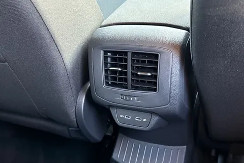 AP25JWK Volkswagen T-Roc 1.5 TSI Match 5dr DSG | Rear Camera | App Connect Thumbnail #35