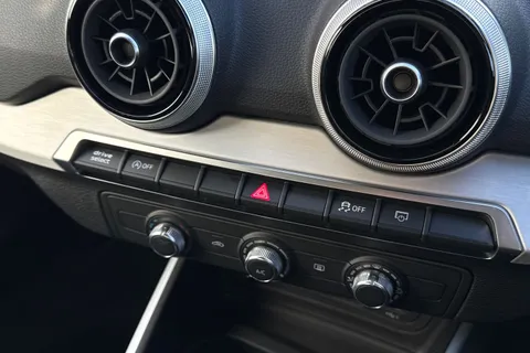 GJ74FDN Audi Q2 S line 35 TFSI 150 PS S tronic Thumbnail #41