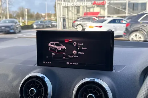 GJ74FDN Audi Q2 S line 35 TFSI 150 PS S tronic Thumbnail #42