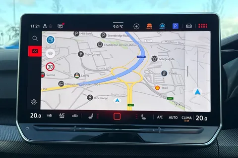 KP75HNF Volkswagen Golf 2.0 TSI 265 GTI 5dr DSG Thumbnail #18