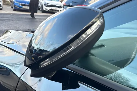 KP75HNF Volkswagen Golf 2.0 TSI 265 GTI 5dr DSG Thumbnail #29