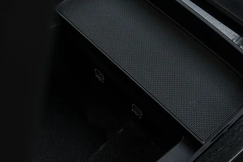 SO71HGD Audi Q8 Black Edition 55 TFSI quattro 340 PS tiptronic Thumbnail #42