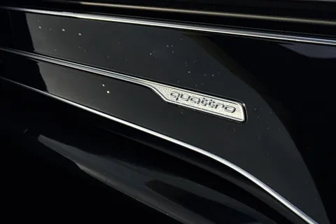 SO71HGD Audi Q8 Black Edition 55 TFSI quattro 340 PS tiptronic Thumbnail #46