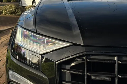 SO71HGD Audi Q8 Black Edition 55 TFSI quattro 340 PS tiptronic Thumbnail #58