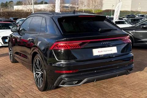 SO71HGD Audi Q8 Black Edition 55 TFSI quattro 340 PS tiptronic Thumbnail #59
