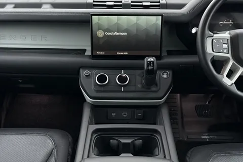 KT73NXR Land Rover Defender 90 3.0 D250 X-Dynamic HSE 3dr Thumbnail #14