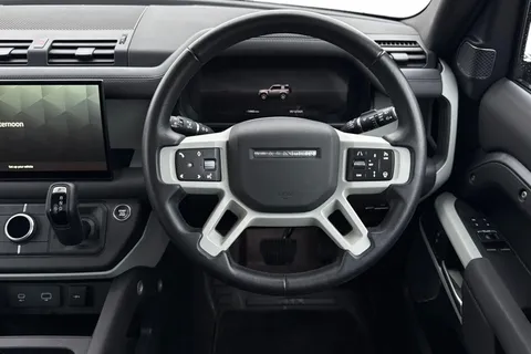 KT73NXR Land Rover Defender 90 3.0 D250 X-Dynamic HSE 3dr Thumbnail #15